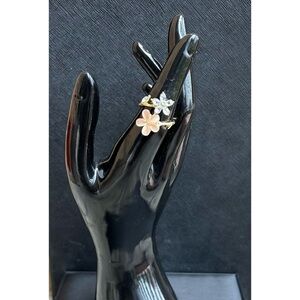 Elegant Floral Pink and Gold Ring